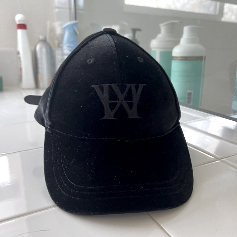 Hardware London unisex cap